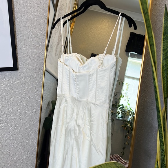 HOUSE OF CB 'Charmaine' Ivory Corset Maxi Dress NWOT - Picture 13 of 14
